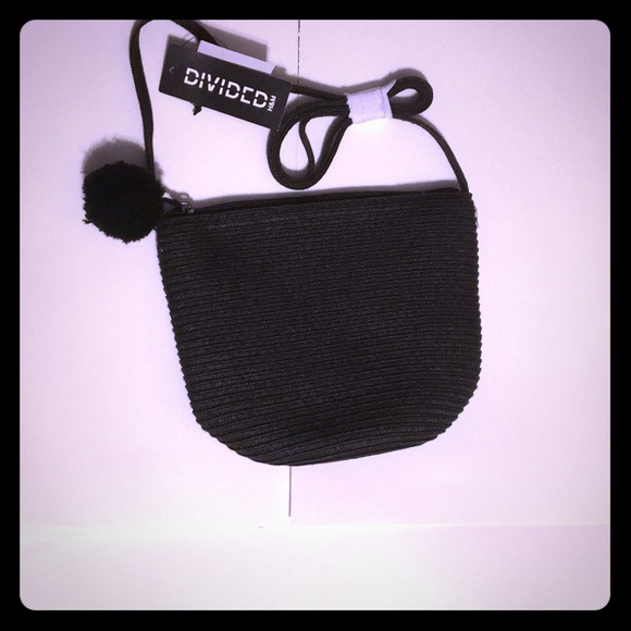 Black handbag - Picture 1 of 1